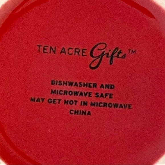 RED “Be Merry” Christmas Mug - Picture 4 of 4